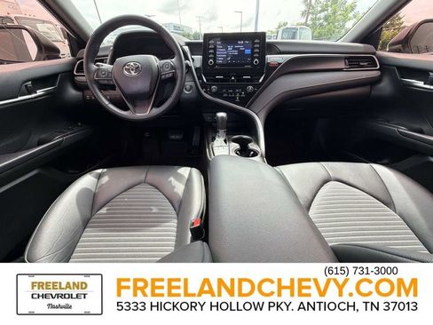 Used 2023 Toyota Camry SE w/ Convenience Package FWD image 20