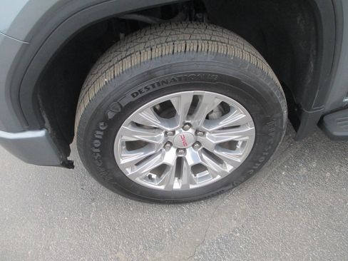 Used 2019 GMC Sierra 1500 Denali w/ Driver Alert Package II image 13