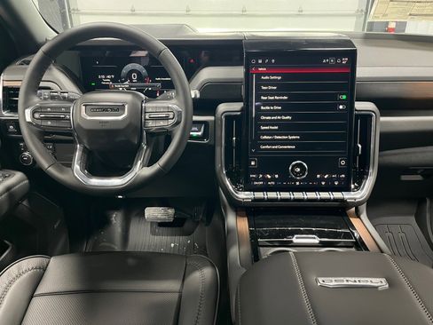 New 2026 GMC Yukon XL Denali image 12