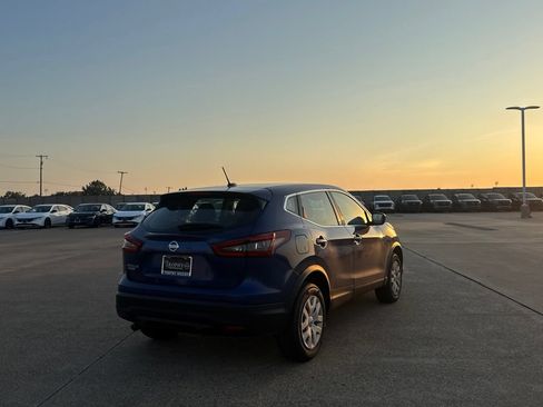 Used 2020 Nissan Rogue Sport S FWD image 24