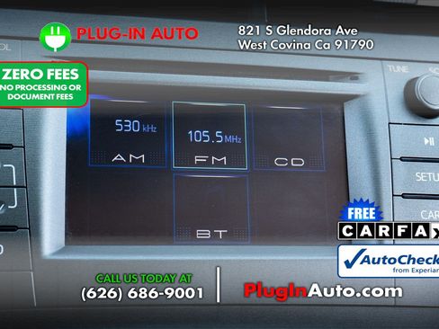 Used 2015 Toyota Prius Two w/ Preferred Accessory Package FWD image 21