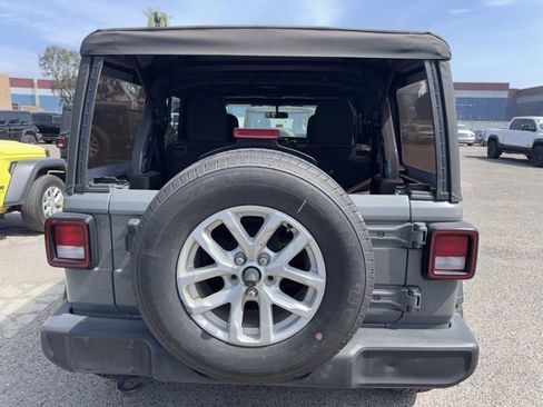 Used 2023 Jeep Wrangler Sport S image 6