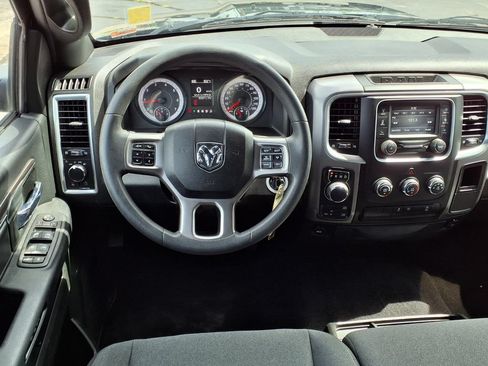 Used 2024 RAM 1500 Warlock AWD/4WD image 7