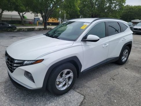 Certified 2024 Hyundai Tucson SEL FWD image 2