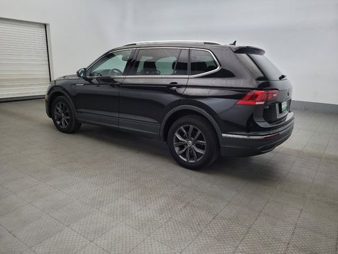 Used 2022 Volkswagen Tiguan SE image 3