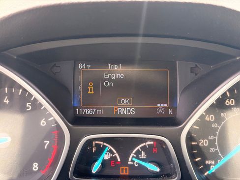 Used 2017 Ford Escape SE FWD image 30