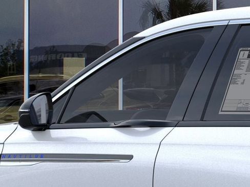 New 2026 Lincoln Nautilus Premier AWD/4WD image 20