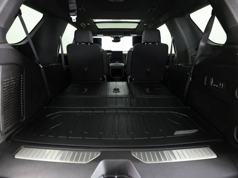 Used 2026 GMC Yukon AT4 Ultimate w/ LPO, Floor Liner Package image 15