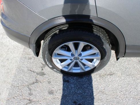 Used 2018 Nissan Rogue Sport SV w/ SV Technology Package image 21