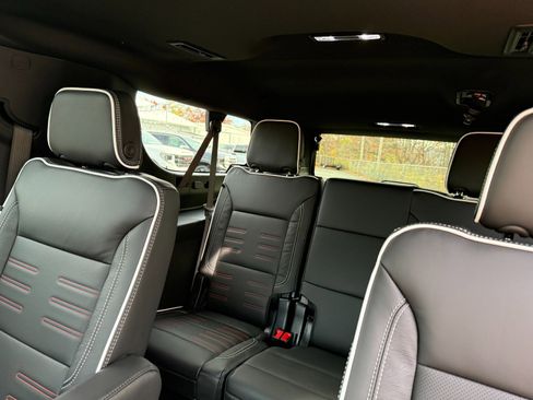 New 2026 GMC Yukon XL AT4 Ultimate w/ LPO, Floor Liner Package image 21