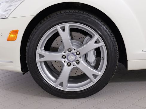 Used 2013 Mercedes-Benz S 550 4MATIC image 61