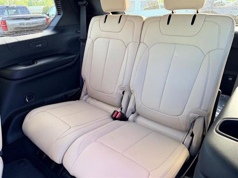 New 2026 Jeep Grand Cherokee L Limited RWD image 7