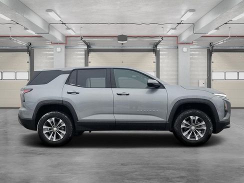 New 2026 Chevrolet Equinox LT image 8