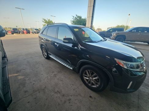 Used 2014 Kia Sorento LX FWD image 17
