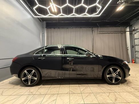 Used 2022 Mercedes-Benz A 220 4MATIC image 5