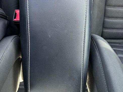 Used 2019 Ford Fusion SE FWD image 24