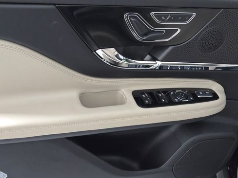 New 2026 Lincoln Corsair Grand Touring AWD/4WD image 22