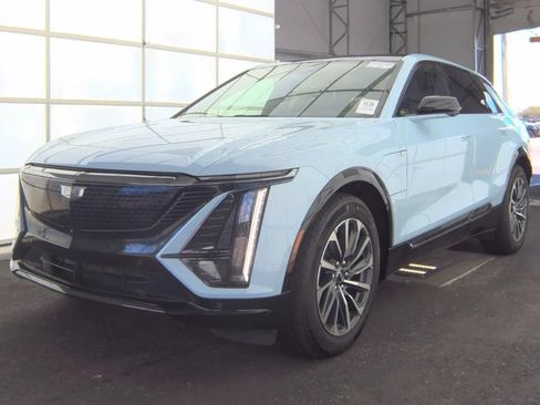 Used 2024 Cadillac Lyriq Sport AWD/4WD image 46