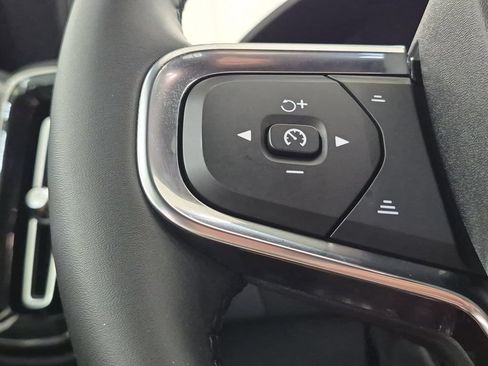 Used 2025 Volvo XC40 B5 Core AWD/4WD image 18