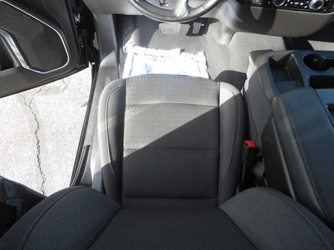 Used 2025 Chevrolet Silverado 1500 LT image 19