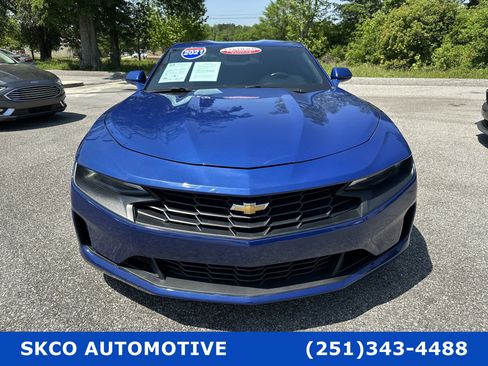 Used 2021 Chevrolet Camaro LT image 8