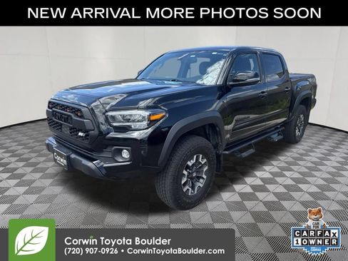 Used 2023 Toyota Tacoma TRD Off-Road w/ Technology Package AWD/4WD image 3