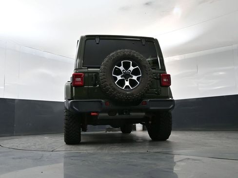 Used 2022 Jeep Wrangler Unlimited Rubicon w/ LED Lighting Group AWD/4WD image 21
