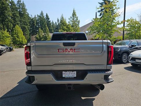 New 2025 GMC Sierra 3500 Denali w/ Denali Reserve Package image 6