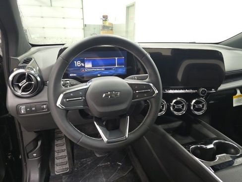 New 2026 Chevrolet Blazer EV LT AWD/4WD image 11