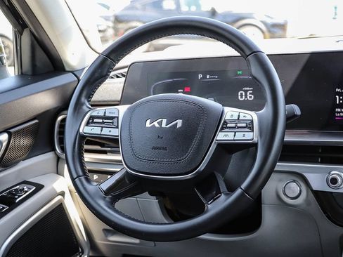 Used 2023 Kia Telluride S AWD/4WD image 19