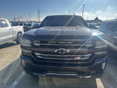 Used 2016 Chevrolet Silverado 1500 LTZ Z71 w/ LTZ Plus Package image 5