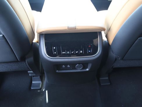 New 2025 Nissan Armada SL w/ Convenience Package image 25