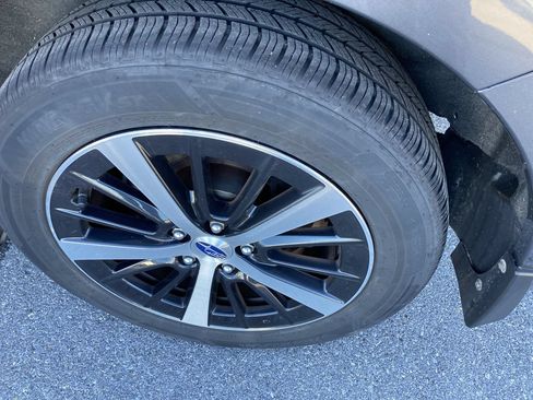 Used 2019 Subaru Impreza 2.0i Premium AWD/4WD image 9
