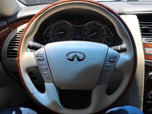 Used 2016 INFINITI QX80 4WD w/ Deluxe Technology Package image 25
