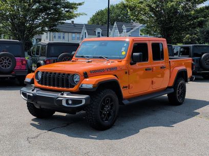 Used 2025 Jeep Gladiator Sport