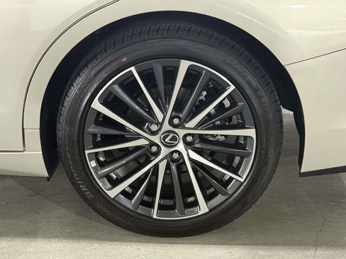 New 2025 Lexus ES 350 350 image 12