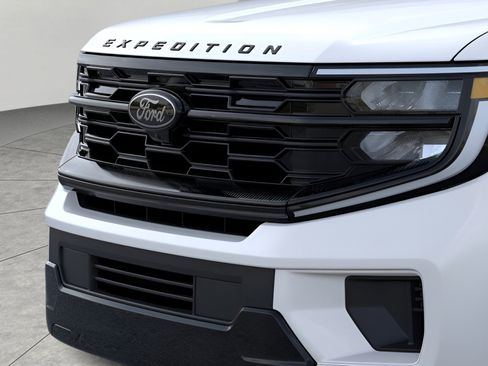 New 2026 Ford Expedition Platinum w/ Stealth Performance Package image 17