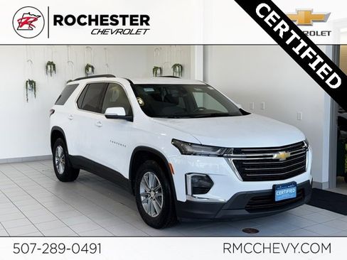 Certified 2023 Chevrolet Traverse LT image 1