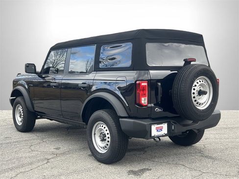 New 2025 Ford Bronco 4-Door image 21