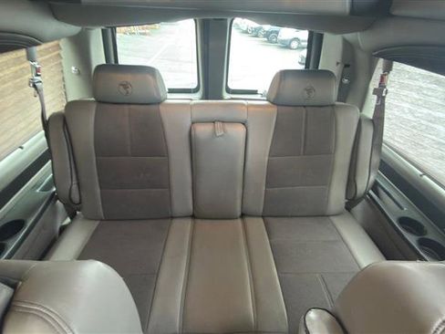 Used 2015 Chevrolet Express 2500 Extended RWD image 26