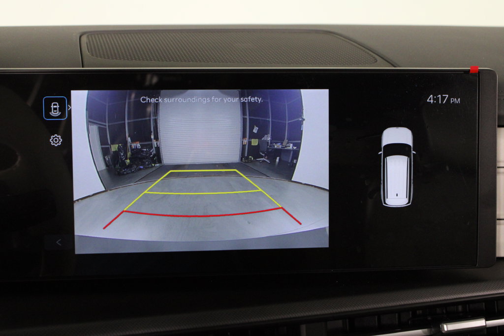 Certified 2027 Hyundai Santa Fe SEL FWD image 32
