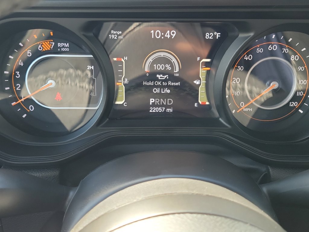 Used 2025 Jeep Wrangler Unlimited Rubicon w/ Safety Group AWD/4WD image 13