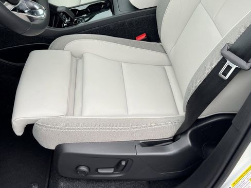 New 2026 Volvo EX40 Plus w/ Climate Package image 16