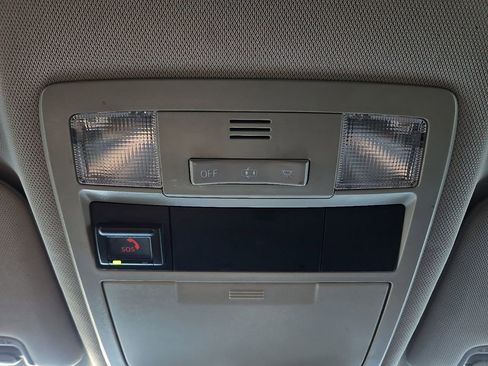 Used 2020 Toyota Tacoma SR5 image 24