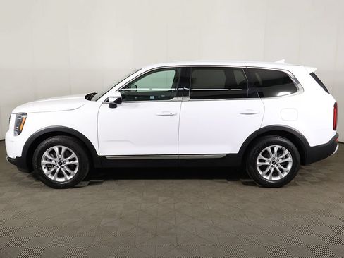 Used 2022 Kia Telluride LX FWD image 17