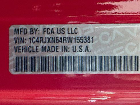 Used 2024 Jeep Wrangler Unlimited w/ Convenience Group AWD/4WD image 34