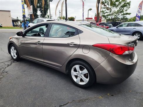 Used 2013 Hyundai Elantra GLS w/ Preferred Pkg image 14
