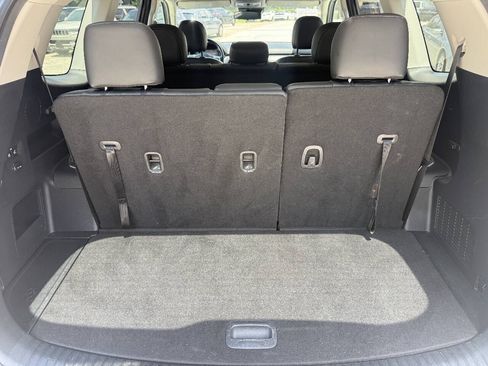 Used 2020 Kia Telluride S w/ S 8 Passenger Seating Package FWD image 9