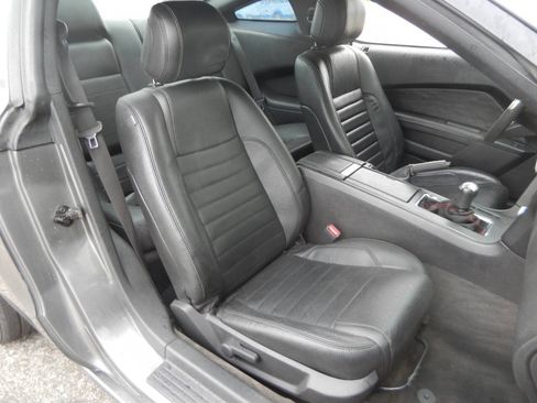 Used 2014 Ford Mustang Coupe w/ Equipment Group 102A RWD image 32
