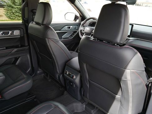 Used 2025 Ford Explorer ST image 64